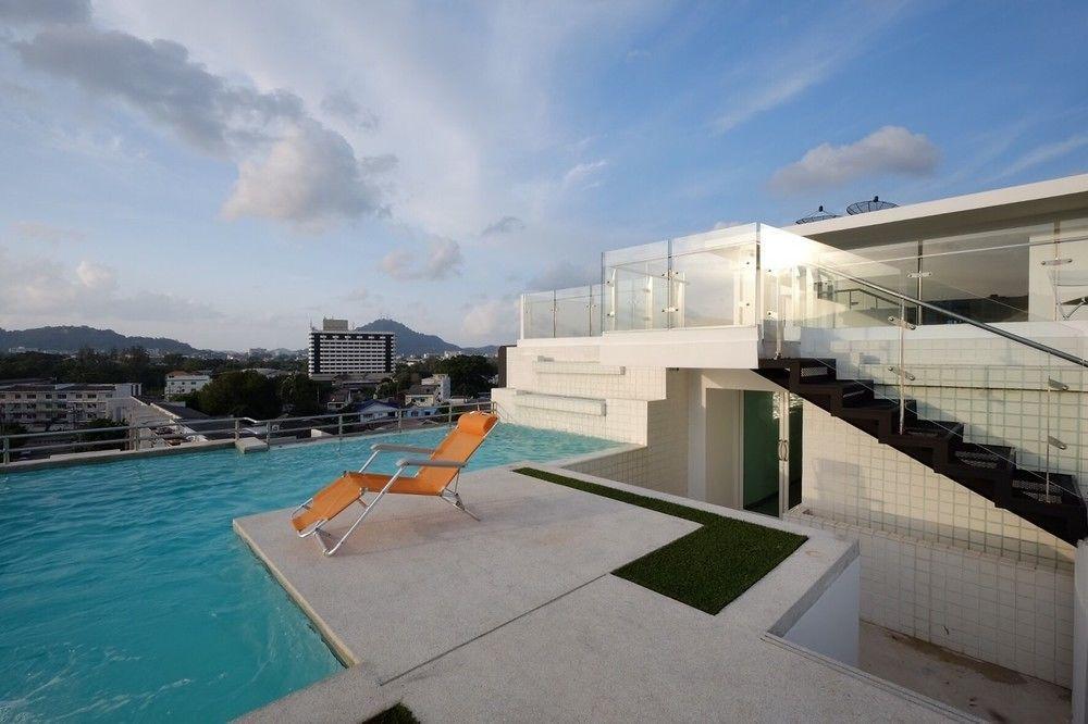 Modern Thai Suites Phuket Bagian luar foto