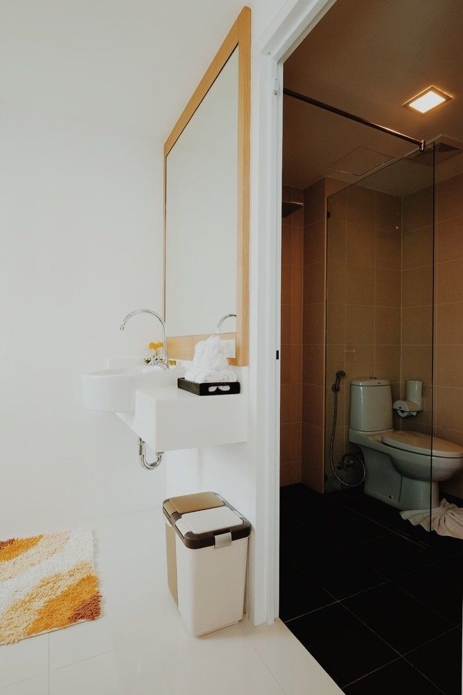 Modern Thai Suites Phuket Bagian luar foto